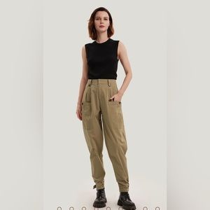 Gentle Herd Pocket Taper Cotton-Blend Ankle Pants Size Medium in Khaki